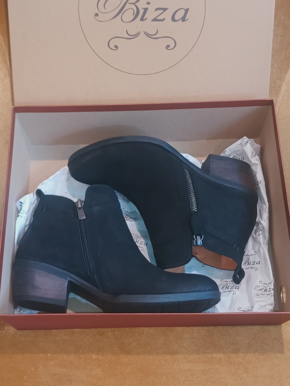 Biza Black Nubuck Vail Ankle Booties - Women's Side-Zip. Never Worn